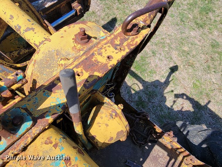 image for item HG9498 1955 Caterpillar 12  rigid frame motor grader