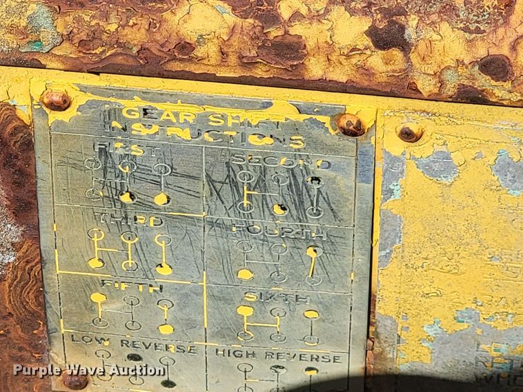 image for item HG9498 1955 Caterpillar 12  rigid frame motor grader