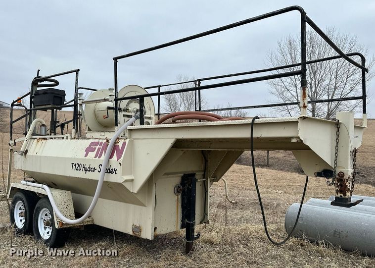 Finn T120 hydroseeder in Saint KS Item HN9823 sold Purple Wave
