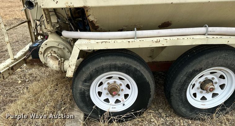 image for item HN9823 Finn T120  hydroseeder