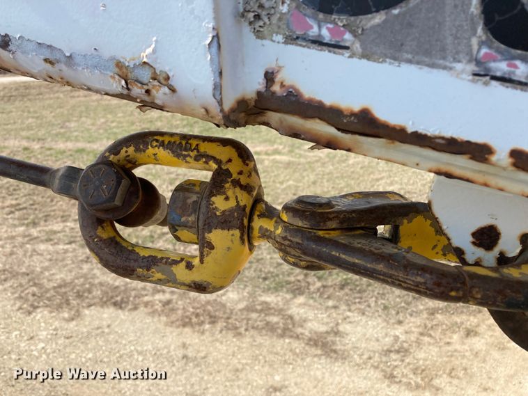 image for item HN9825 2000 Freightliner FL70  utility / service truck