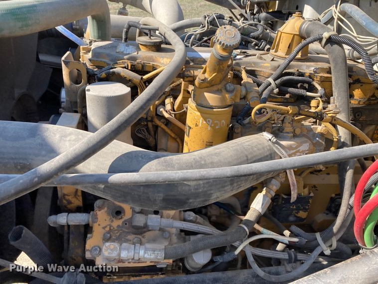 image for item HN9825 2000 Freightliner FL70  utility / service truck