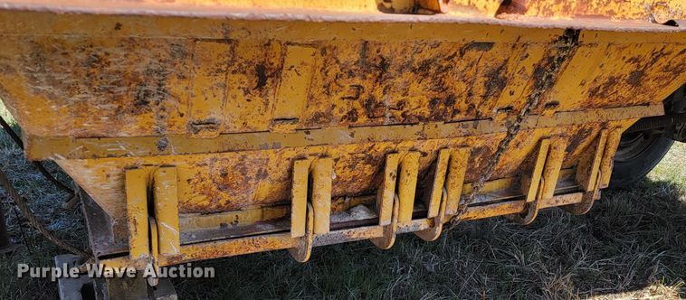 image for item HP9697 1953 Fruehauf  bottom dump trailer
