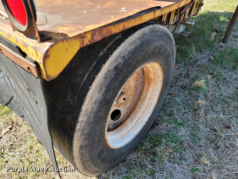 image for item HP9697 1953 Fruehauf  bottom dump trailer