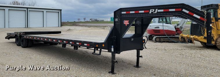 image for item IH9998 2020 PJ  equipment trailer