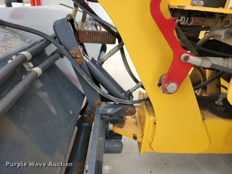 image for item II9001 2004 Terramite TSS38  broom