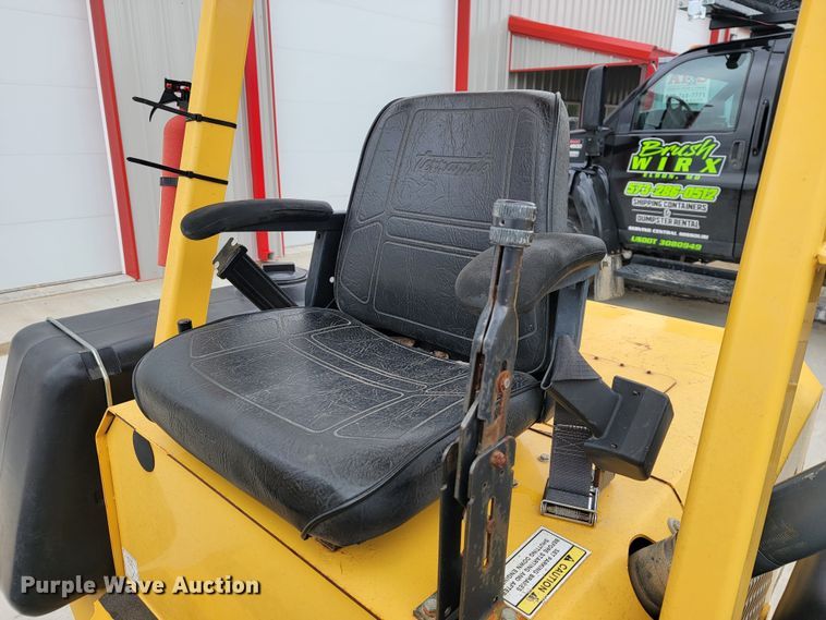 image for item II9001 2004 Terramite TSS38  broom