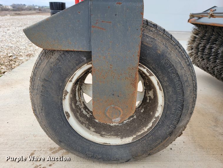 image for item II9001 2004 Terramite TSS38  broom