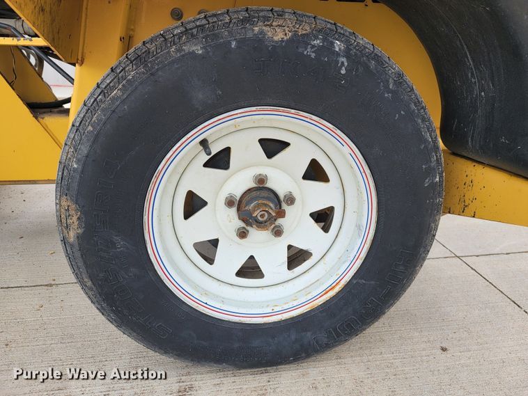 image for item II9001 2004 Terramite TSS38  broom