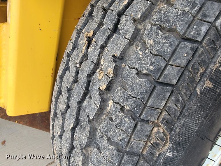 image for item II9001 2004 Terramite TSS38  broom