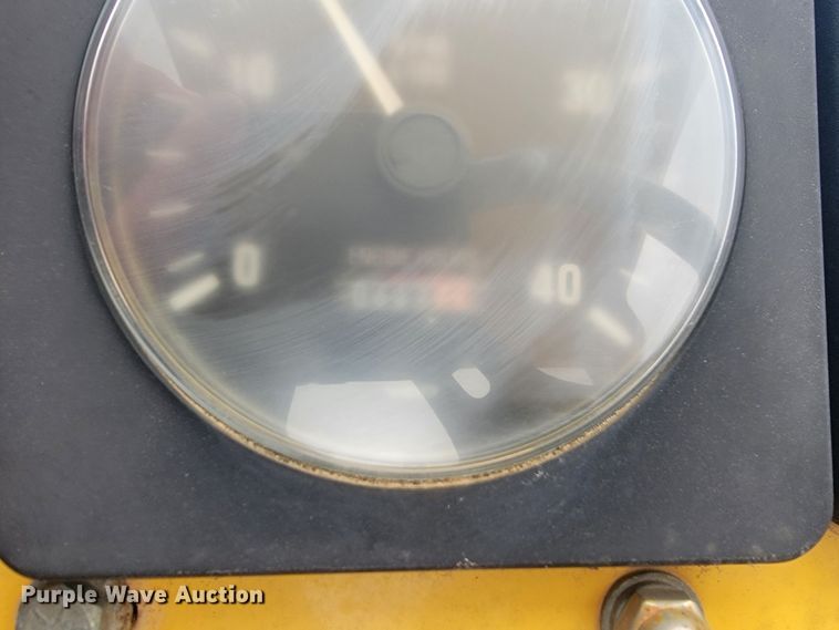 image for item II9001 2004 Terramite TSS38  broom