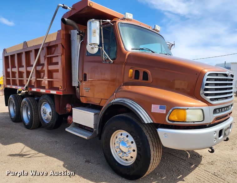 image for item IL9098 2005 Sterling L9500  dump truck