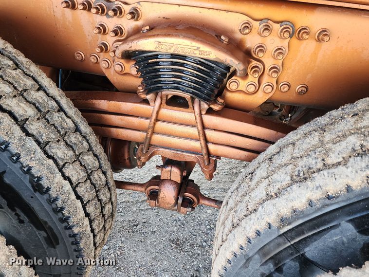 image for item IL9098 2005 Sterling L9500  dump truck