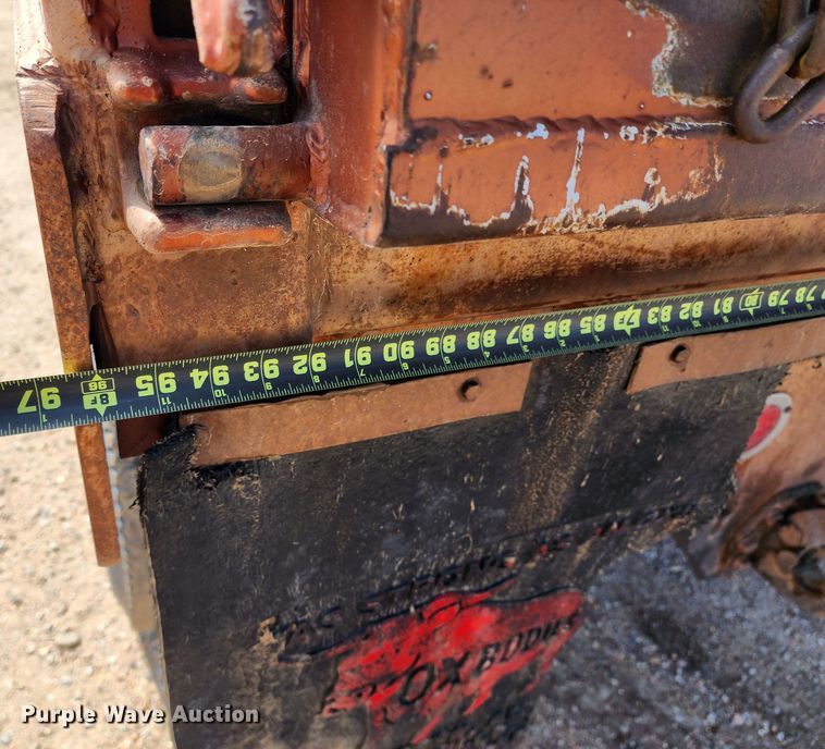 image for item IL9098 2005 Sterling L9500  dump truck