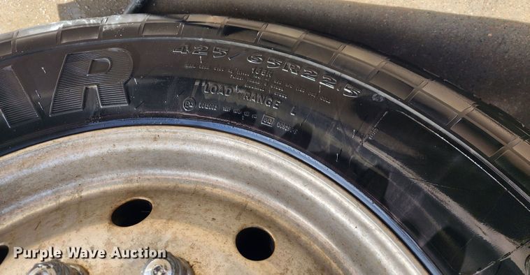 image for item IL9098 2005 Sterling L9500  dump truck