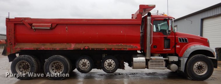 image for item IO9455 2014 Mack Granite  dump truck