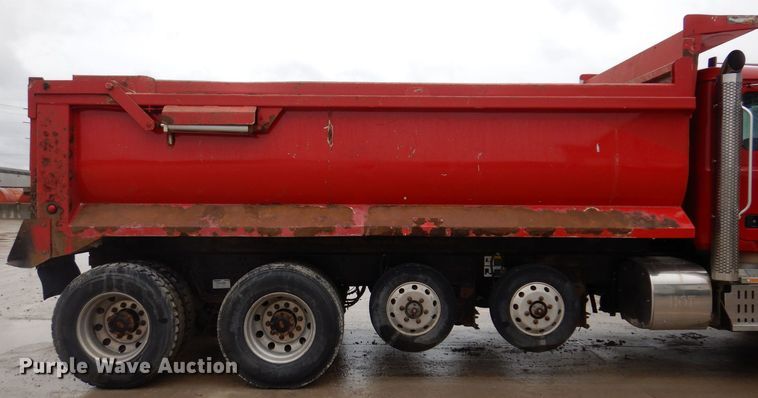 image for item IO9455 2014 Mack Granite  dump truck