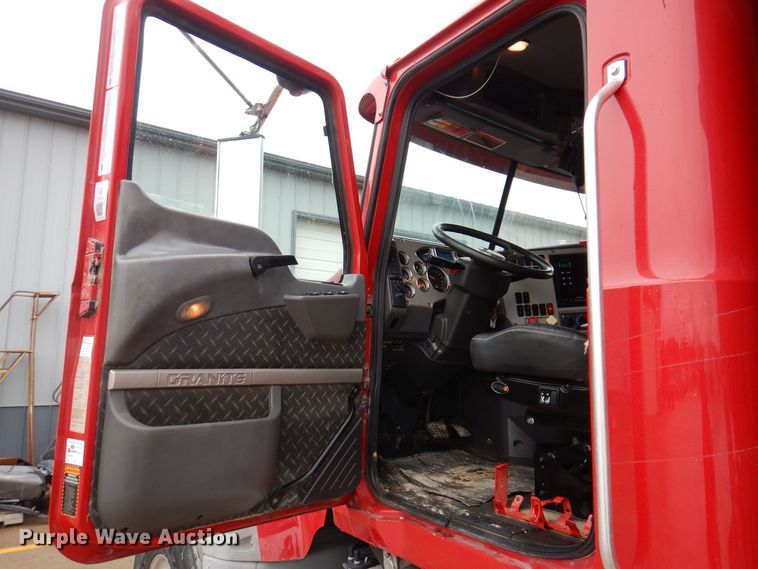 image for item IO9455 2014 Mack Granite  dump truck