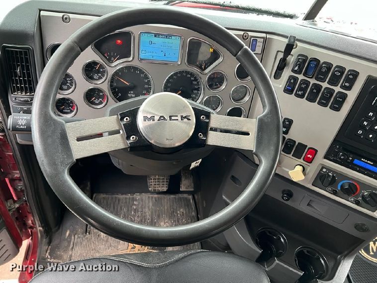 image for item IO9455 2014 Mack Granite  dump truck