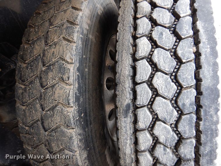 image for item IO9455 2014 Mack Granite  dump truck