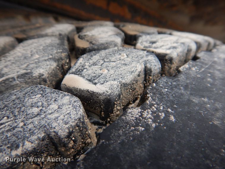 image for item IO9455 2014 Mack Granite  dump truck