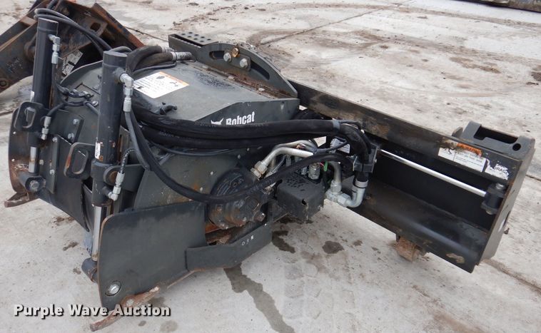 image for item IO9498 2017 Bobcat 24PLA  skid steer cold planer