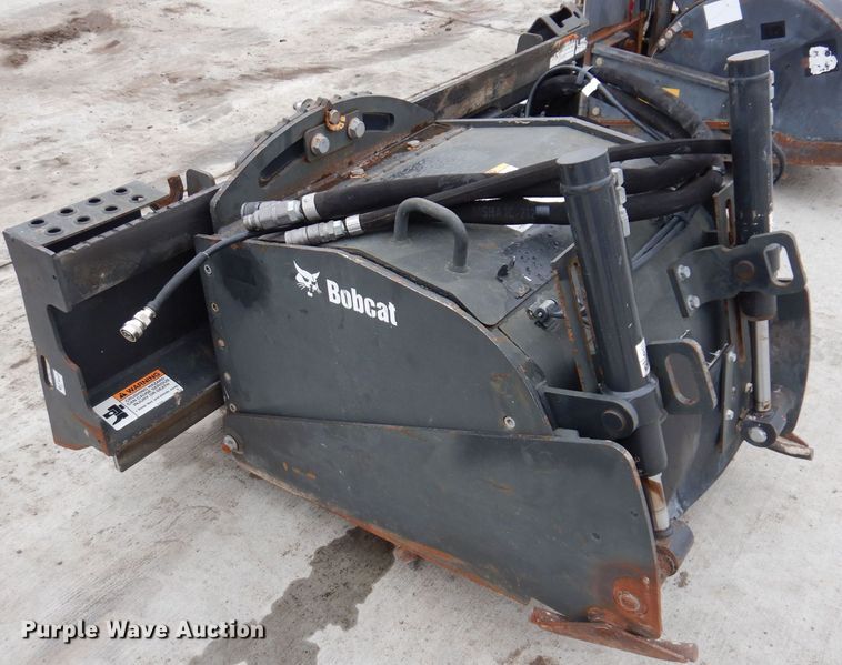 image for item IO9498 2017 Bobcat 24PLA  skid steer cold planer