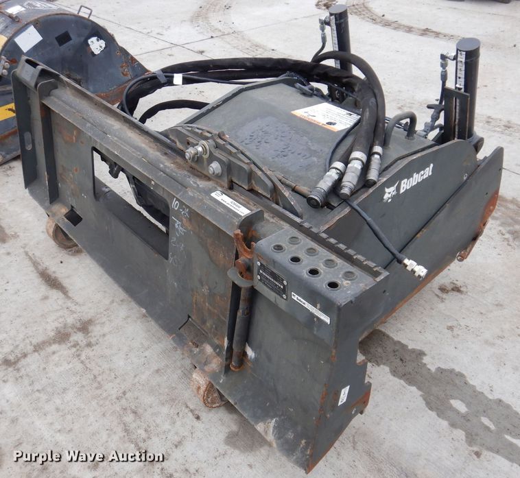 image for item IO9498 2017 Bobcat 24PLA  skid steer cold planer