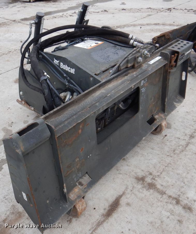 image for item IO9498 2017 Bobcat 24PLA  skid steer cold planer