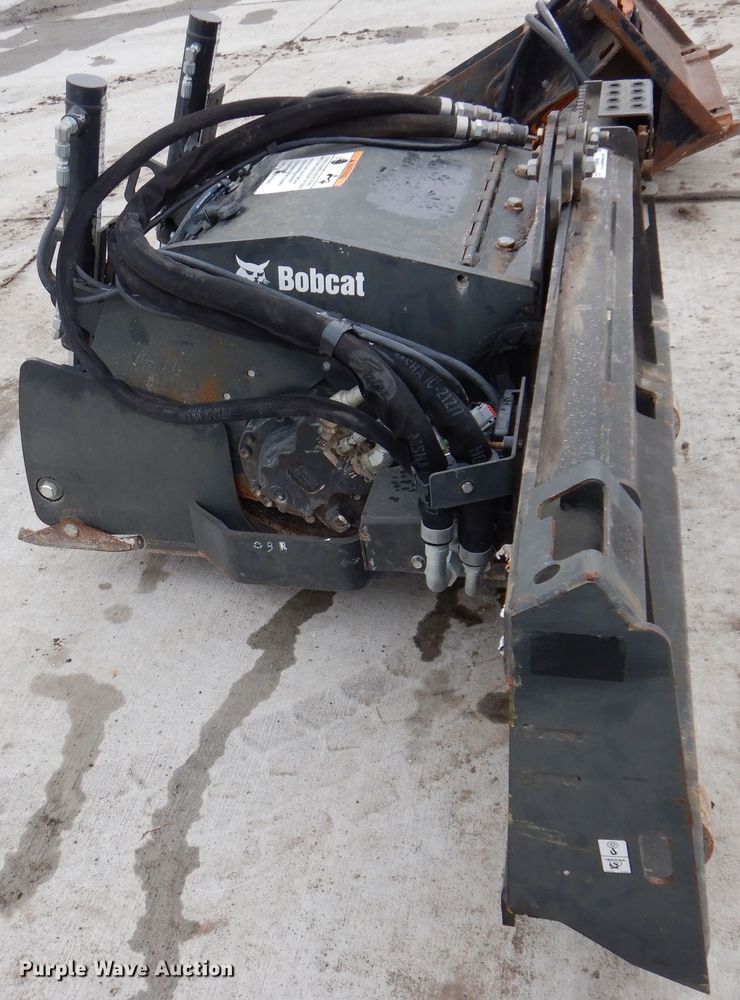 image for item IO9498 2017 Bobcat 24PLA  skid steer cold planer