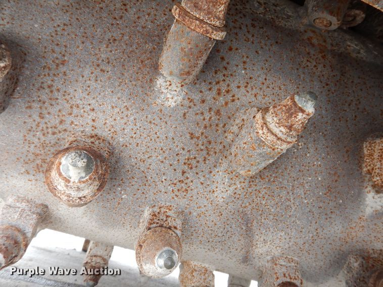 image for item IO9498 2017 Bobcat 24PLA  skid steer cold planer