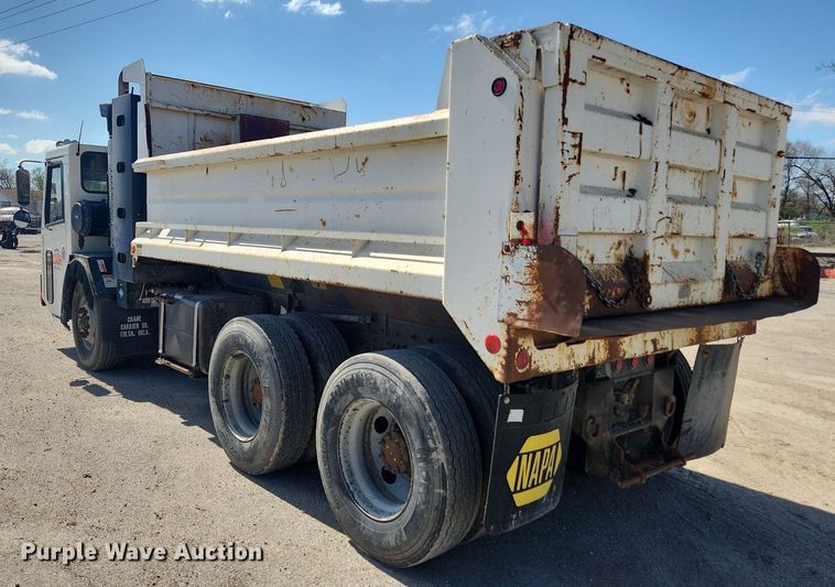 image for item JB9566 2007 Crane Carrier Low Entry  dump truck