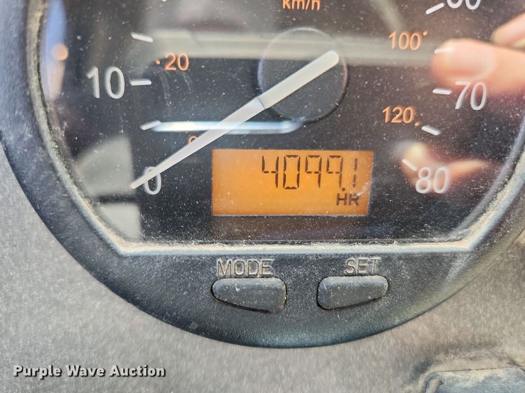 image for item JB9566 2007 Crane Carrier Low Entry  dump truck