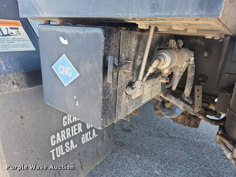 image for item JB9566 2007 Crane Carrier Low Entry  dump truck