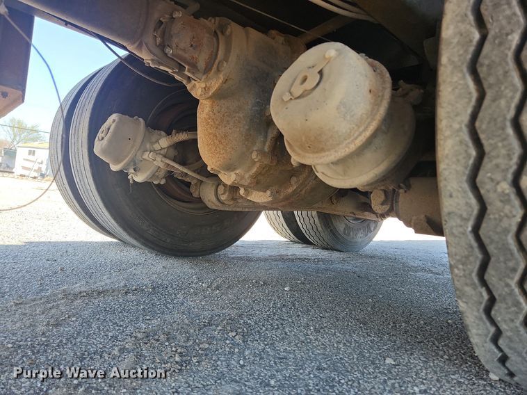 image for item JB9566 2007 Crane Carrier Low Entry  dump truck