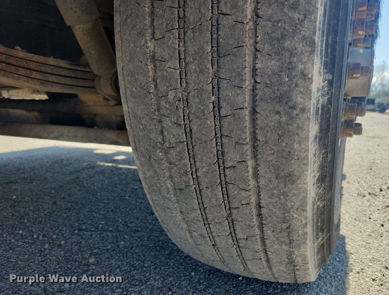 image for item JB9566 2007 Crane Carrier Low Entry  dump truck