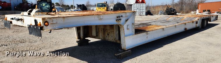 image for item JB9609 2000 Trail King TK70HT-482  drop deck equipment trailer