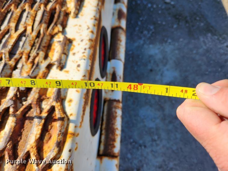 image for item JB9609 2000 Trail King TK70HT-482  drop deck equipment trailer