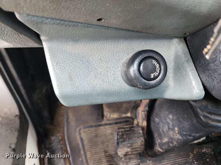 image for item JB9700 1987 Ford CF7000  seal coat truck