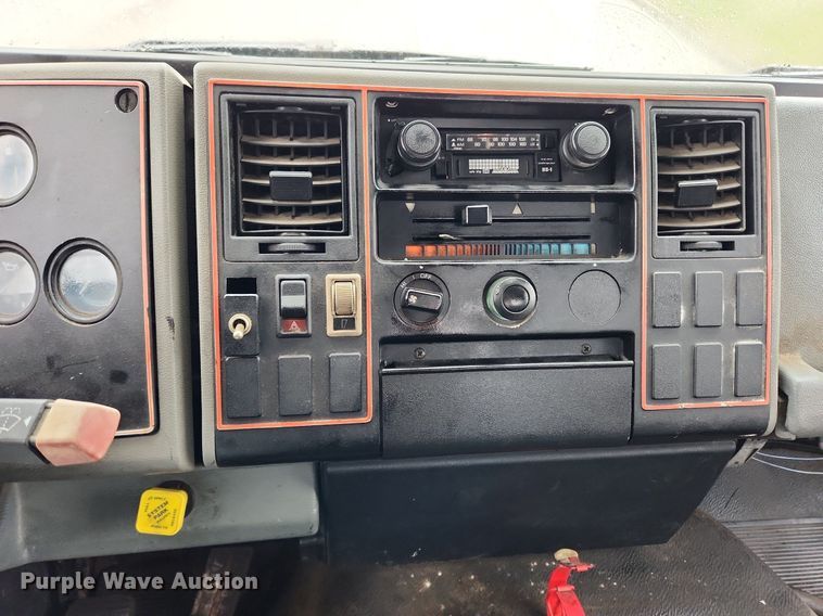 image for item JB9700 1987 Ford CF7000  seal coat truck