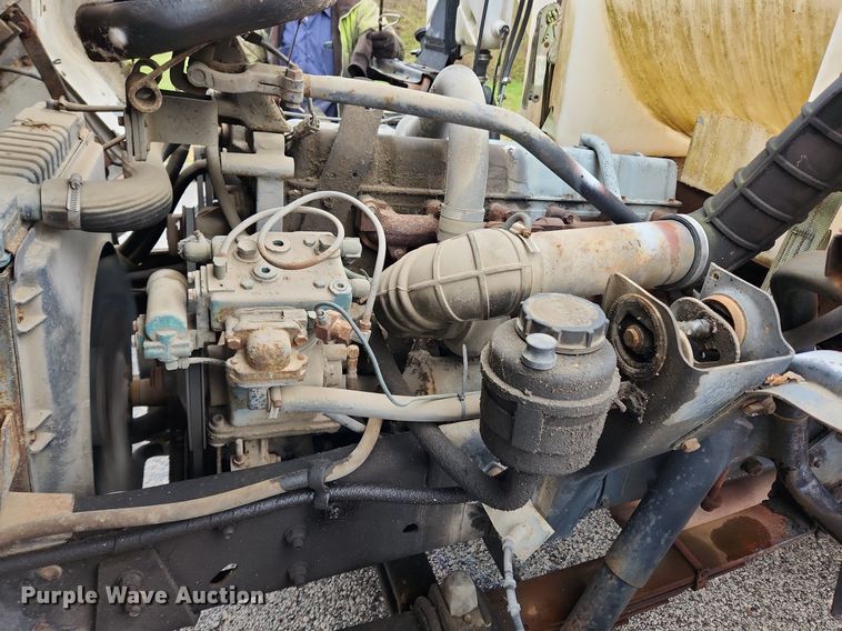 image for item JB9700 1987 Ford CF7000  seal coat truck