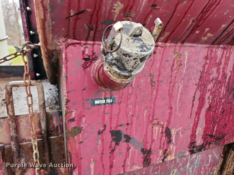 image for item JB9700 1987 Ford CF7000  seal coat truck