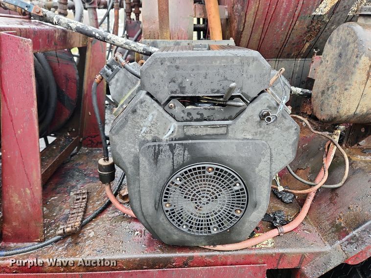 image for item JB9700 1987 Ford CF7000  seal coat truck