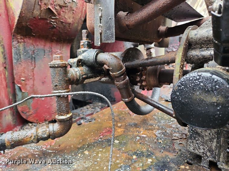 image for item JB9700 1987 Ford CF7000  seal coat truck