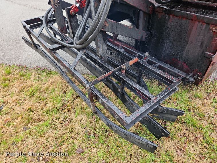 image for item JB9700 1987 Ford CF7000  seal coat truck