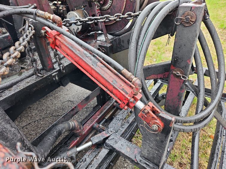 image for item JB9700 1987 Ford CF7000  seal coat truck