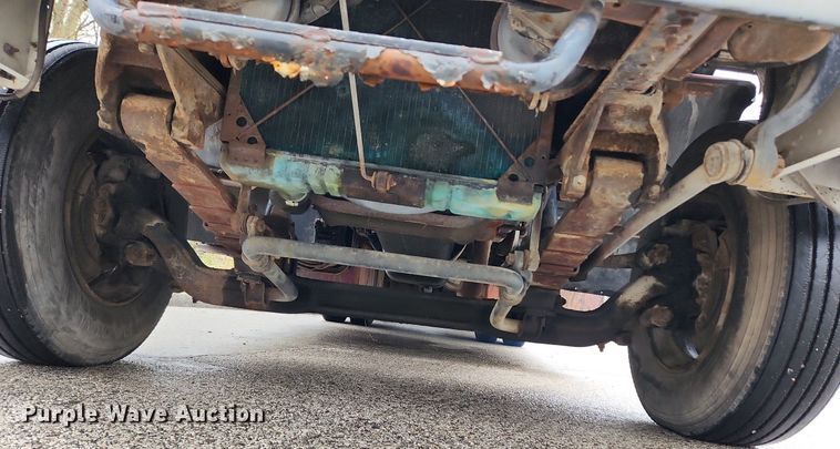 image for item JB9700 1987 Ford CF7000  seal coat truck