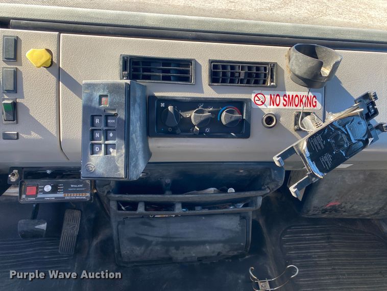 image for item JW9175 2003 Freightliner FL70  vacuum truck