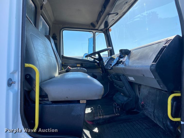 image for item JW9175 2003 Freightliner FL70  vacuum truck