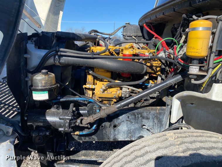 image for item JW9175 2003 Freightliner FL70  vacuum truck